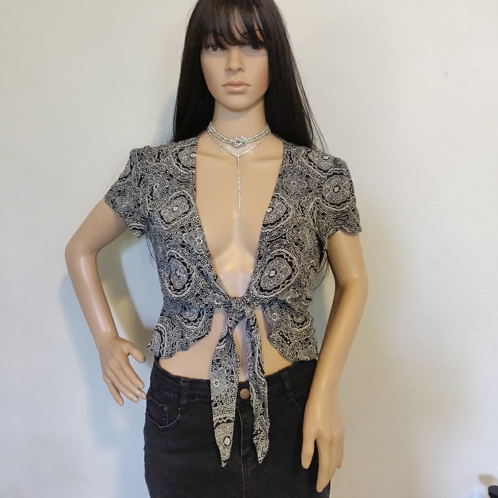 NWT AQUA Tapestry-Print Tie-Front Crop Top